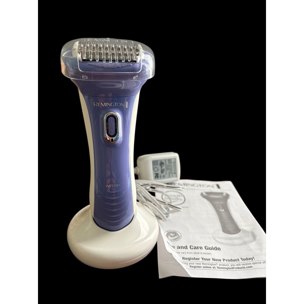 REMINGTON Smooth & Silky Electric Wet/Dry Shaver  Purple Model WDF5030 Clean